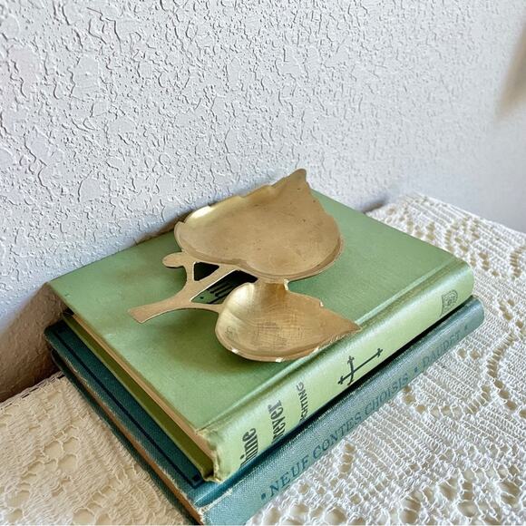 Small Vintage Indian Brass Dish - Picture 4 of 16